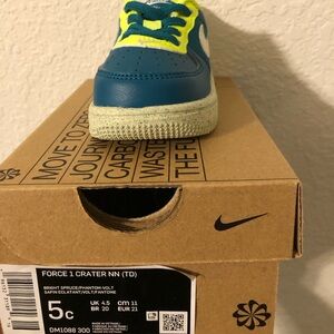 Air Force 1 - Like new baby shoe
